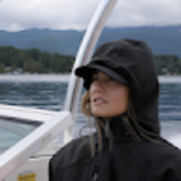 Meet your Posher, Victoria - Picture 1 of 1